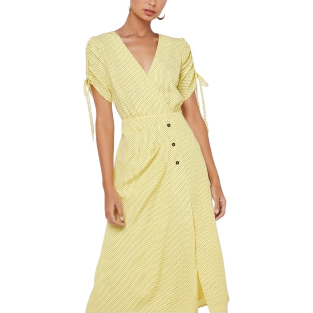 NWOT MOON RIVER Dotted Print Wrap‎ Midi Dress. Size Small